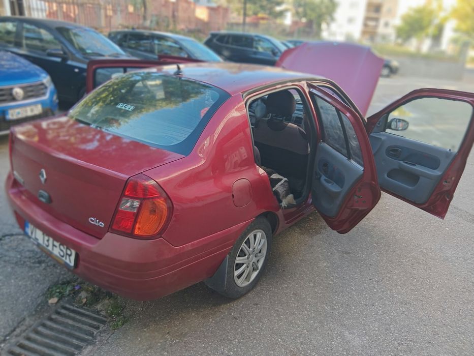 RENAULT Clio 2001 — imagine 2