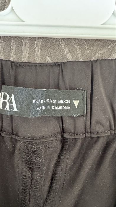 Брюки Zara в отличном состоянии