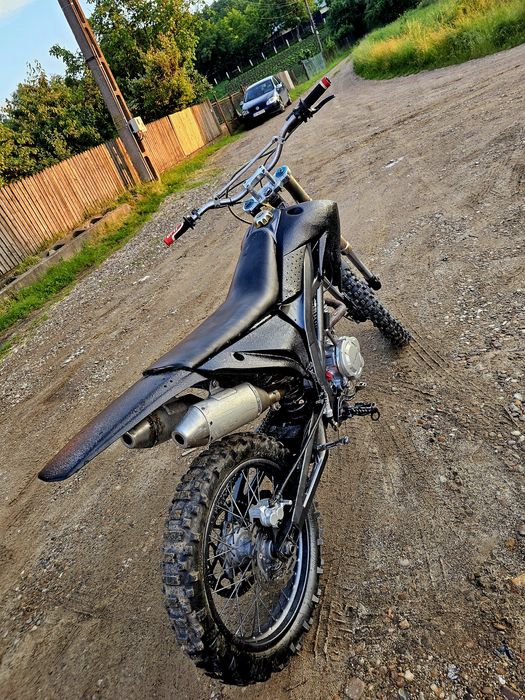 Cross. 250cc. 4T
