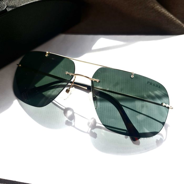 Солнцезащитные очки PR