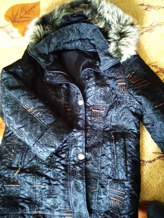 Продаётся куртка