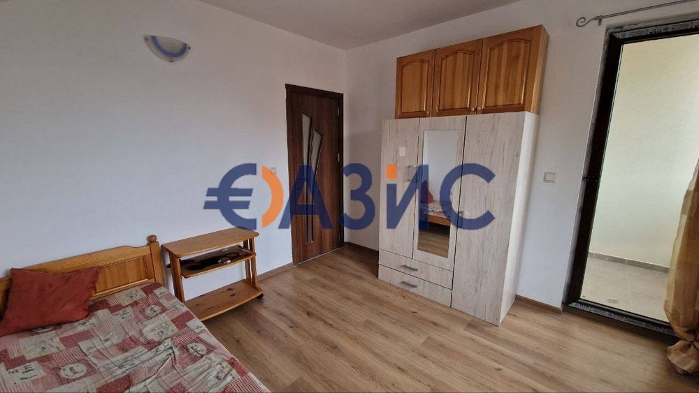 Продава се Двустаен апартамент в Бургас, Сарафово - 56 кв.м за 1786 €/кв.м - Снимка #9