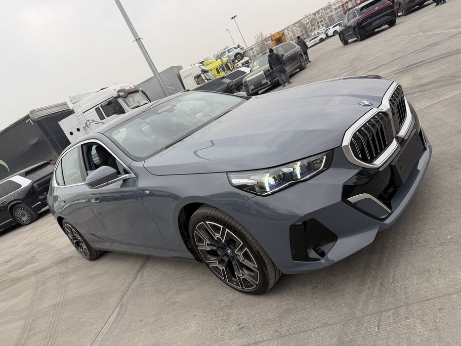 BMW i5 35L M-Sport 2024 yil