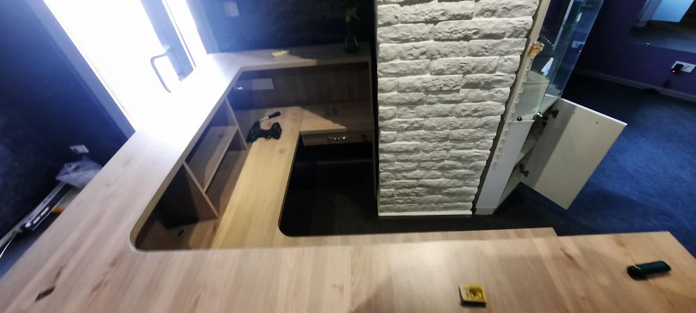 Ресепшн для офиса угловой