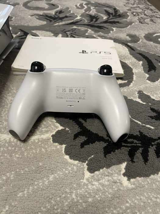 vand ps5 slim nou am tot ce tebuie la el