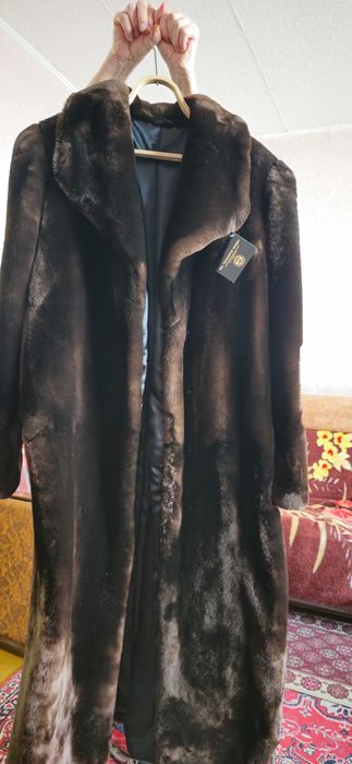 Продам тёплую шубу