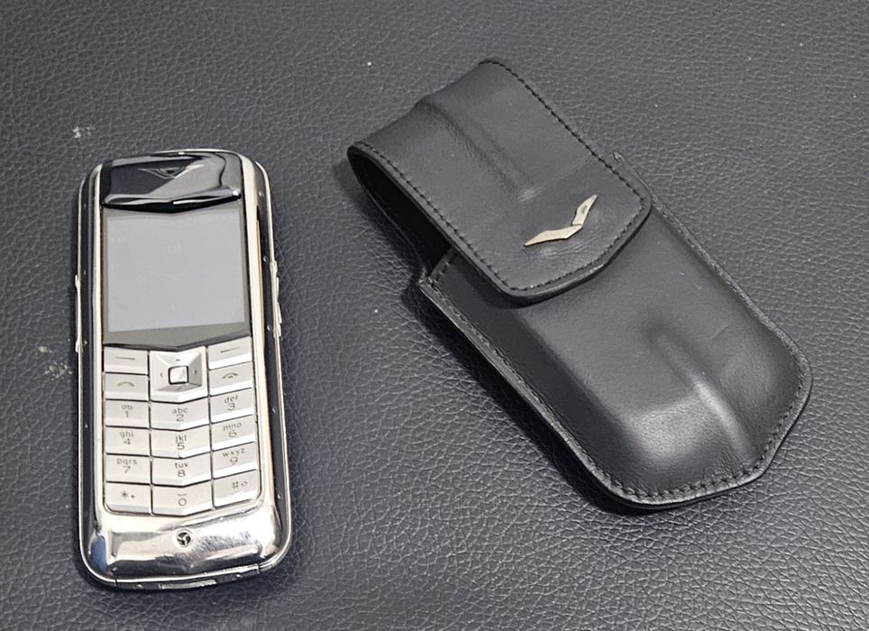 Продам телефон VERTU