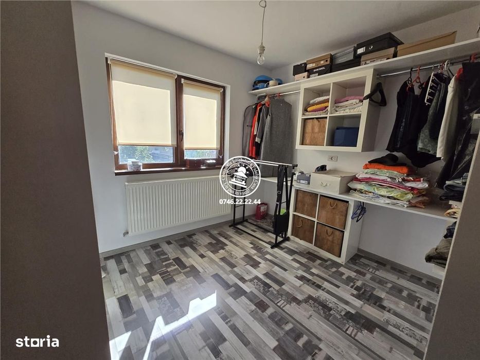 Vila cu 5 camere si 2 bai, de vanzare in Horpaz