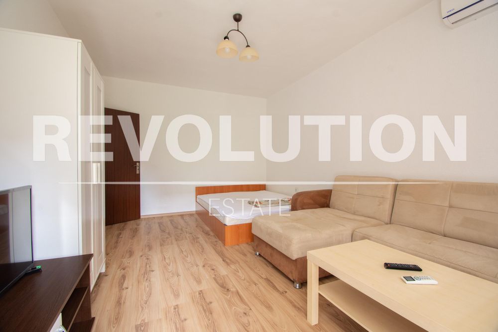 Едностаен апартамент в ж.к. Медицинска академия.