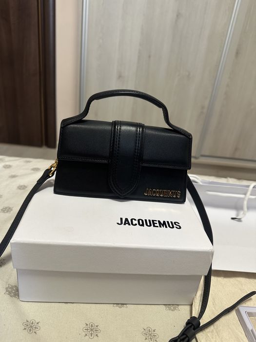 Чанта Jacquemus le bambino