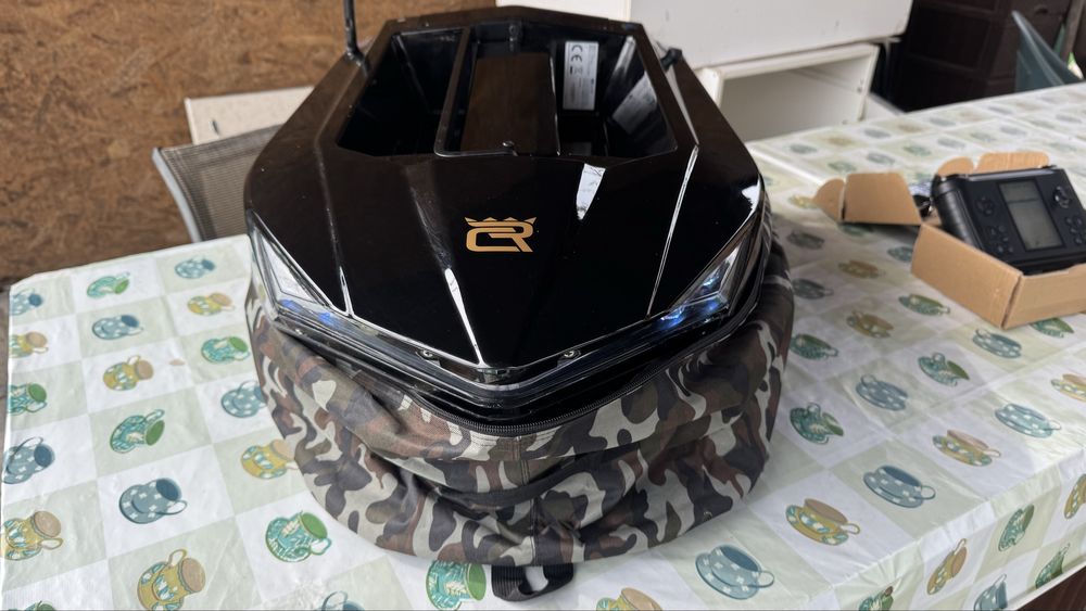 Лодка за захранка