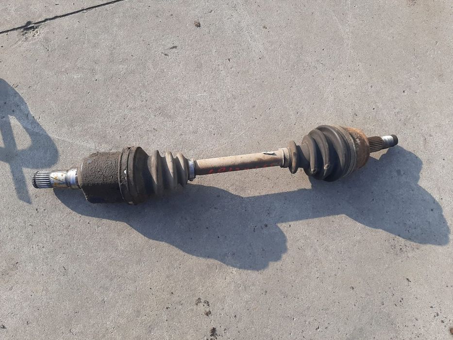 planetara stanga fata 1.3 d multijet  fiat grande punto 199