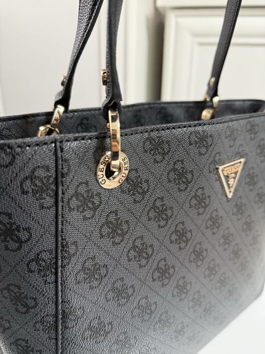 Geanta Guess noua cu eticheta