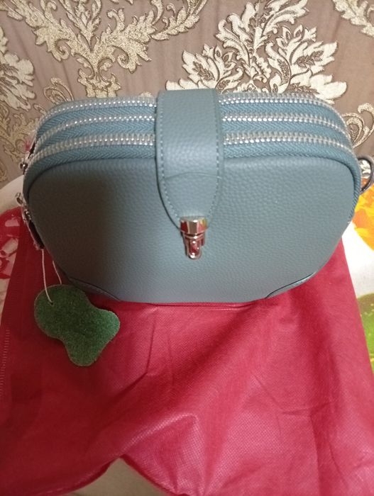 Продам сумку (кожа)