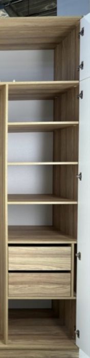 Распашной шкаф для одежды