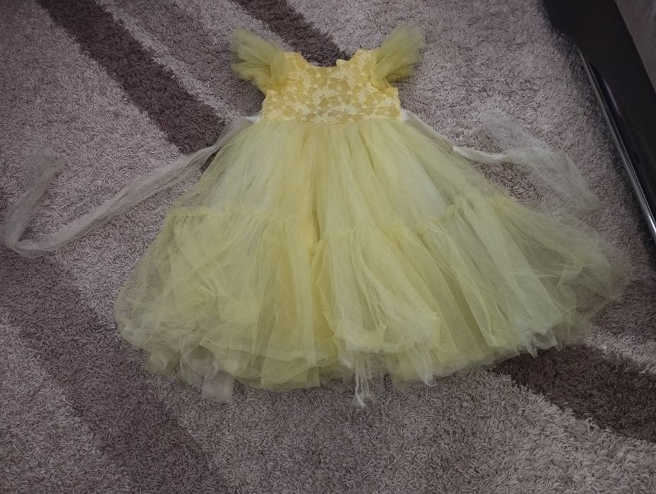 Платье пять тысяч тенге