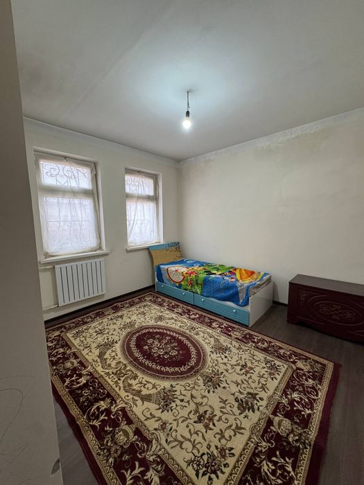 Зудлик билан сотилади 4 хона 4 сотихли 2 этажли катедж Ф.Косимова