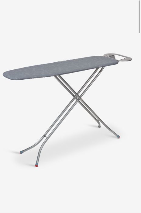 Masa de calcat + fier de calcat oferta !!