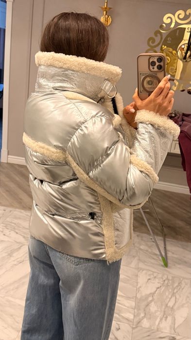 Стильный авиатор MONCLER