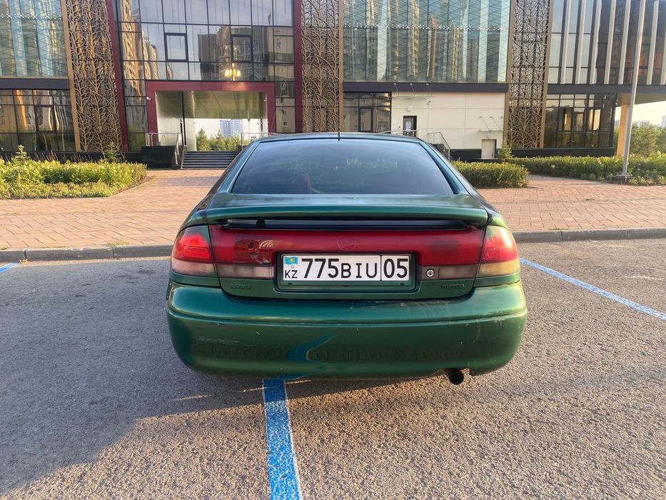 Mazda Cronos 626 2.0л