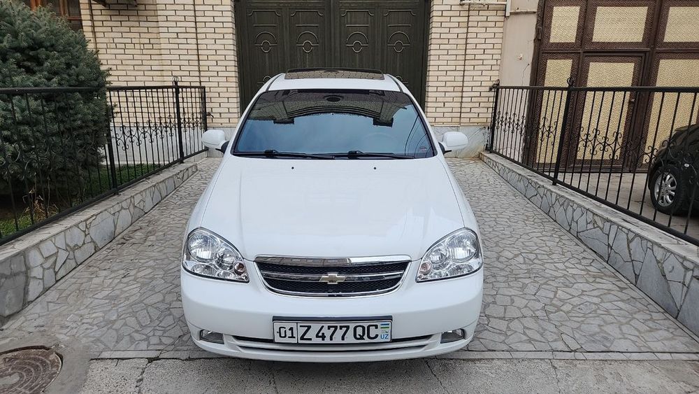 Lacetti 1.6 2013 yil Lasetti Avtomat xolati ideal 135mi probeg