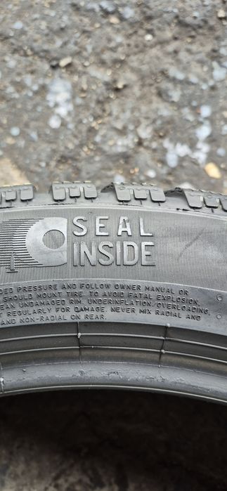 2 anvelope iarna ca noi Pirelli 235/50/20,dot 2022.Pretul este pe bucata