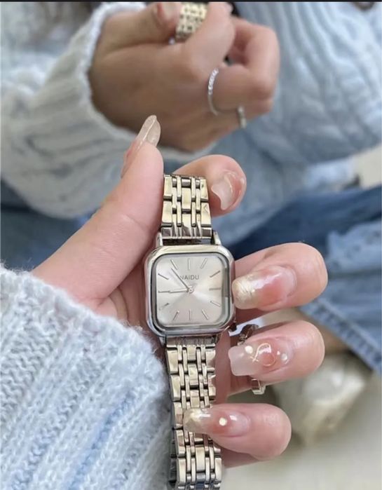 Межанические наручные часы