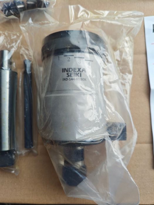 Set cap inversor automat de sens pentru filetare - NOU