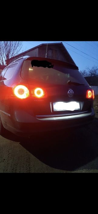 VW Passat B6 2.0 TDI CBBB 170 CP

Vând Passat B6, motor 2.0 TDI CBBB,