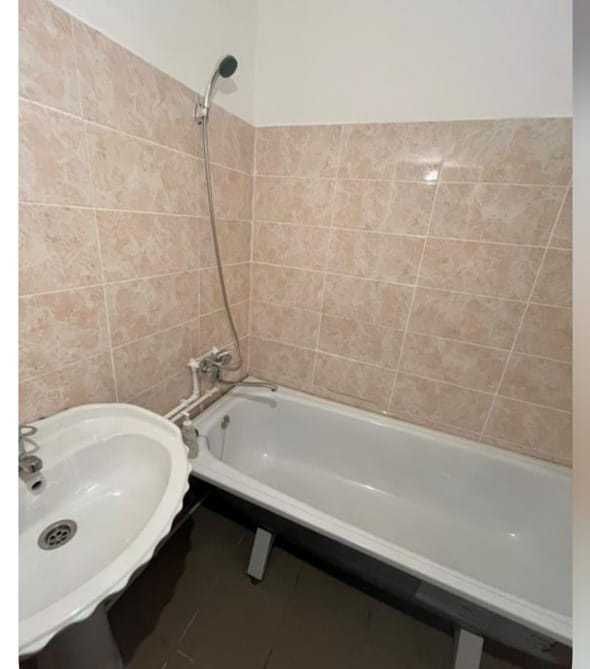 Продается двух комнатная квартира