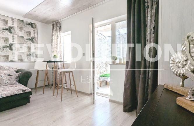 Дава се под наем Едностаен апартамент в Варна, Левски - 45 кв.м за 408.51 € - Снимка #2