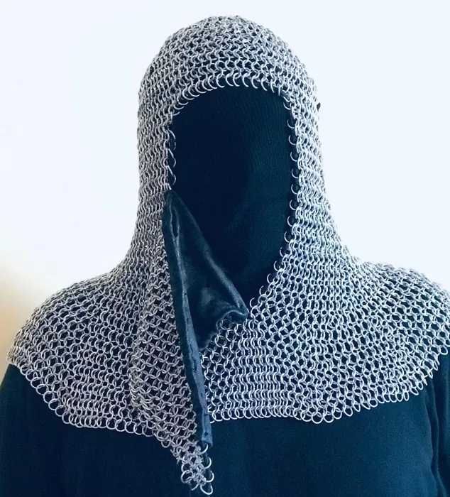 Coif din zale de inspiratie medievala