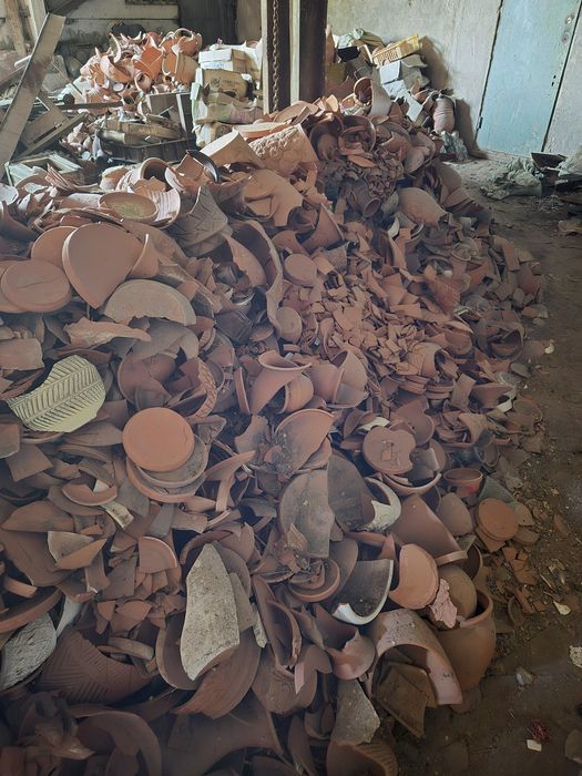 Продаётся керамический бой