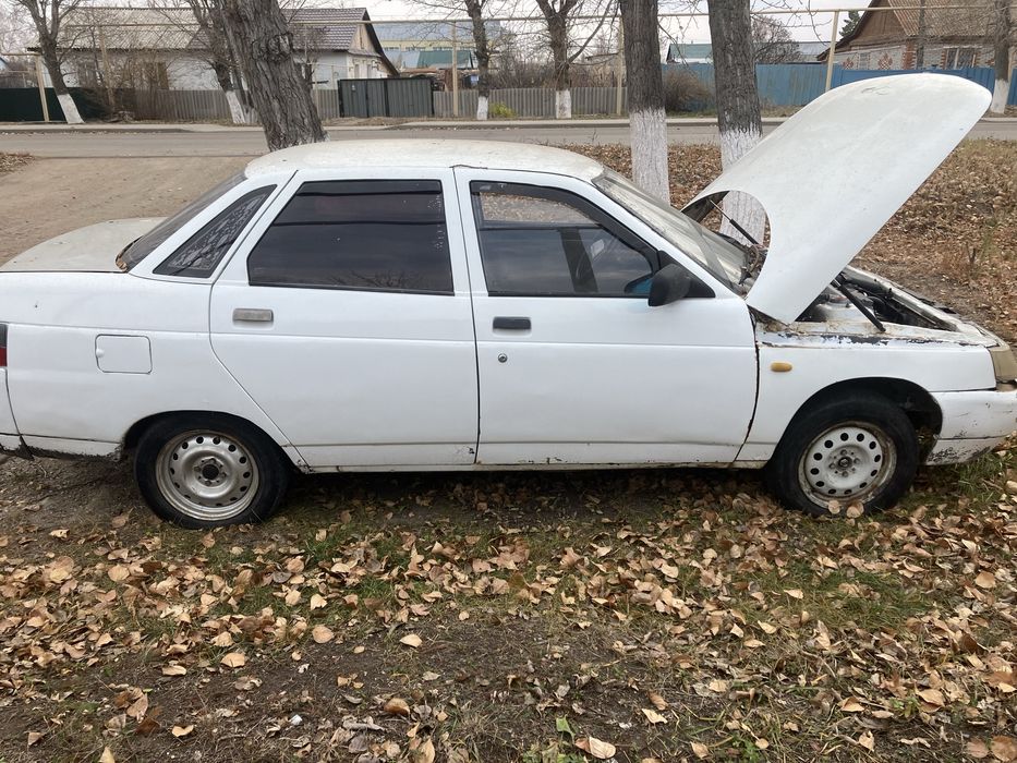 Продам ваз 2110.