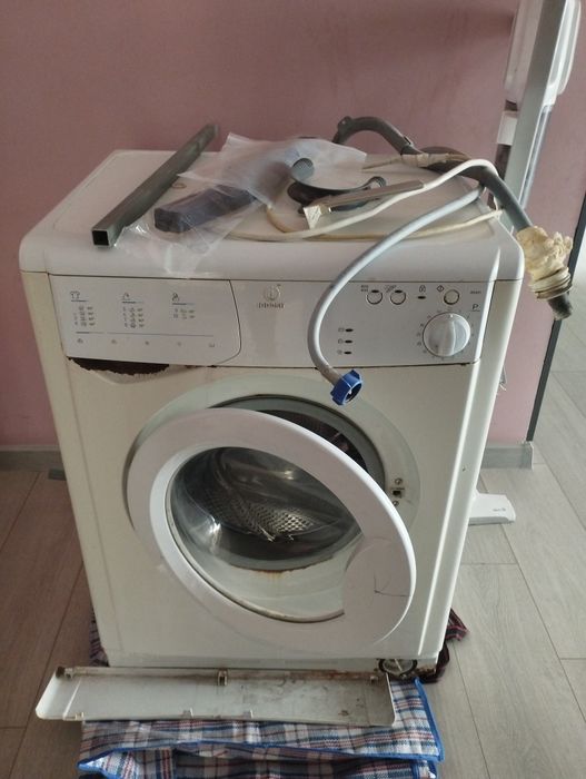 Indesit стиральная машина