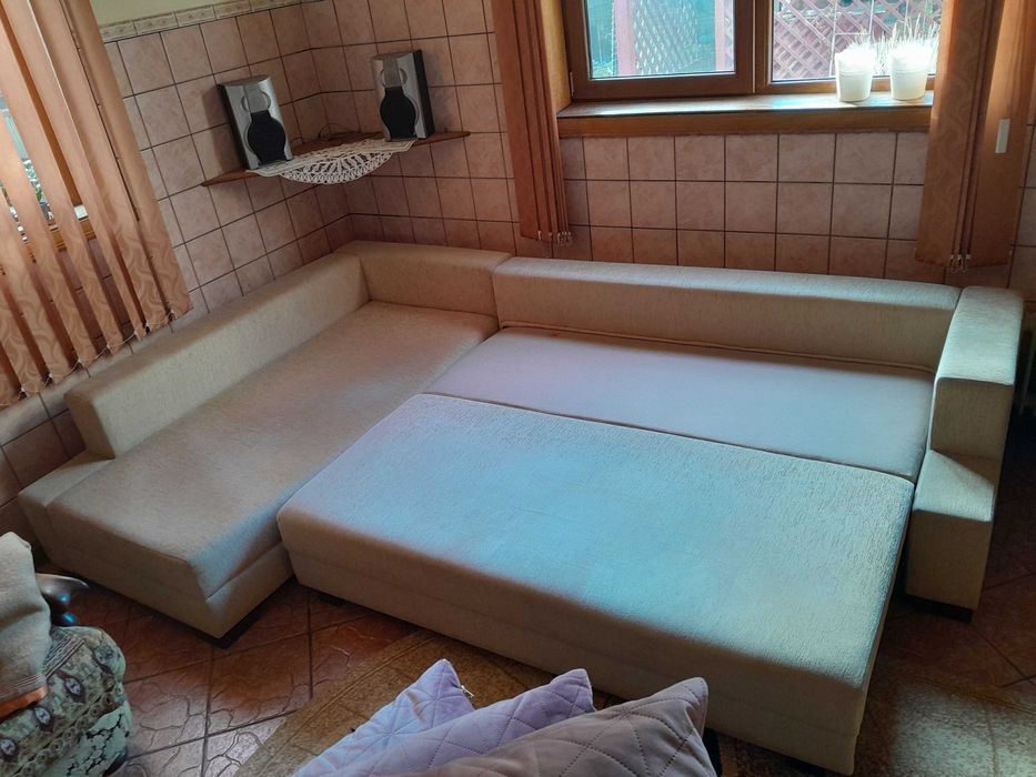 Canapea extensibila , din stofa