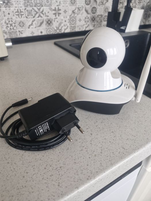 IP камера за наблюдение с нощен режим и 360 въртене