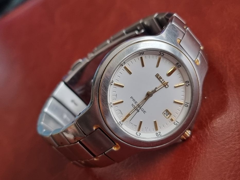 Seiko Presage v732-1H28