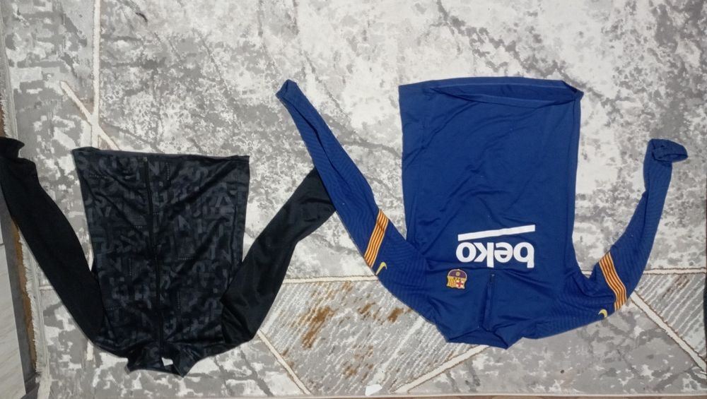 Две кофты отдам бесплатно