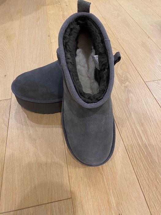 Ugg mini platform