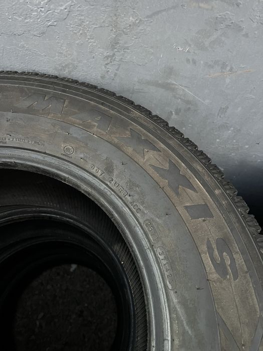 255/70/16 Maxxis Pressa Spike Suv