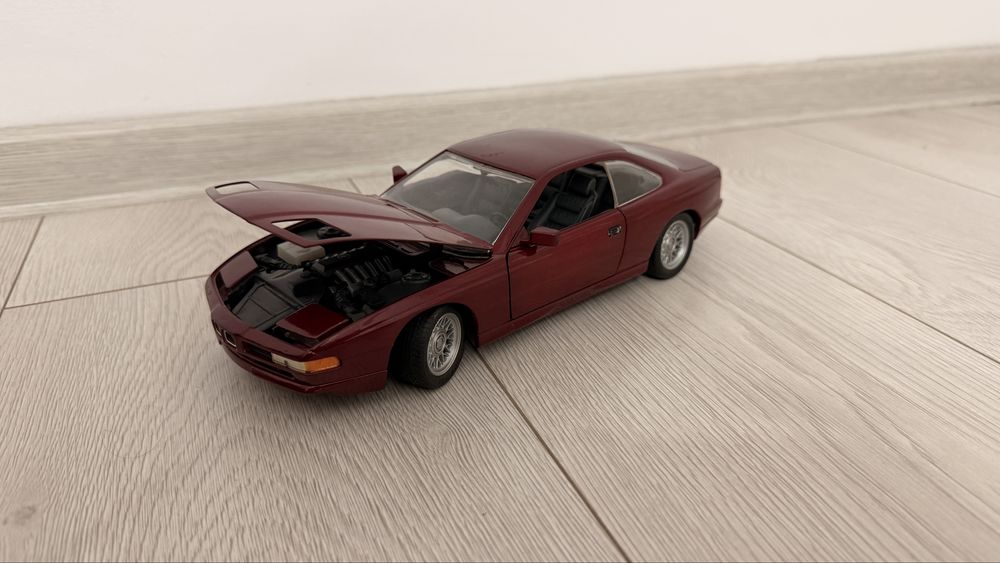 Macheta Bmw 850 seria 8 1:18