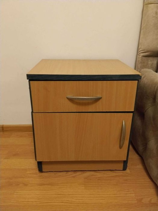 Vand Mobila Dulap (3 corpuri) + Sifonier + 2 comode Second Hand
