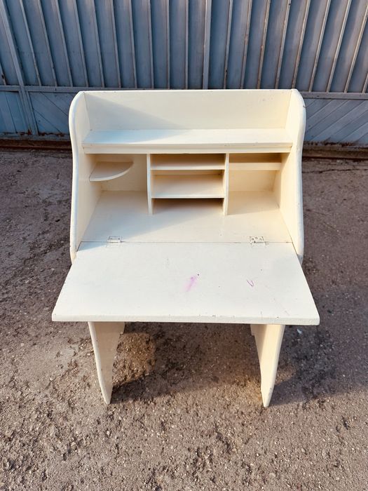 Малък ретро секретер / писалище – стил Бидермайер, 1940–1960 г.