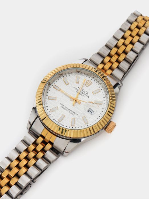 Часы от  rolex..