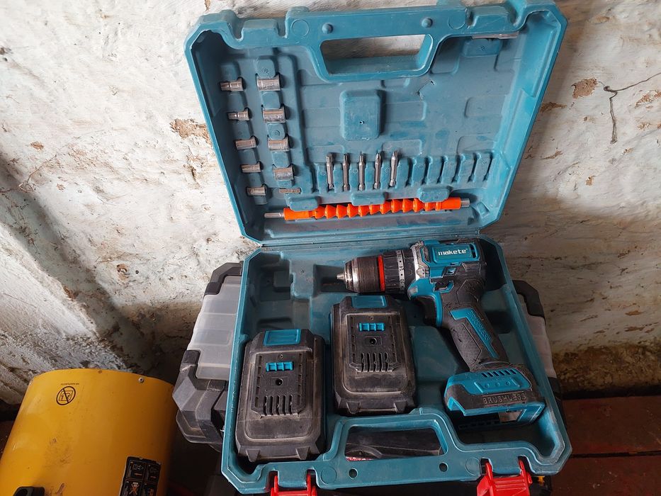 Натяжной потолок инструменты