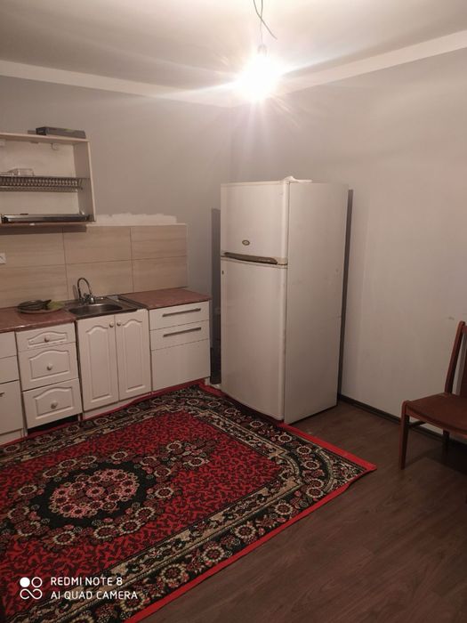 Холодилник Шарп (Sharp) япония большая и вместительная