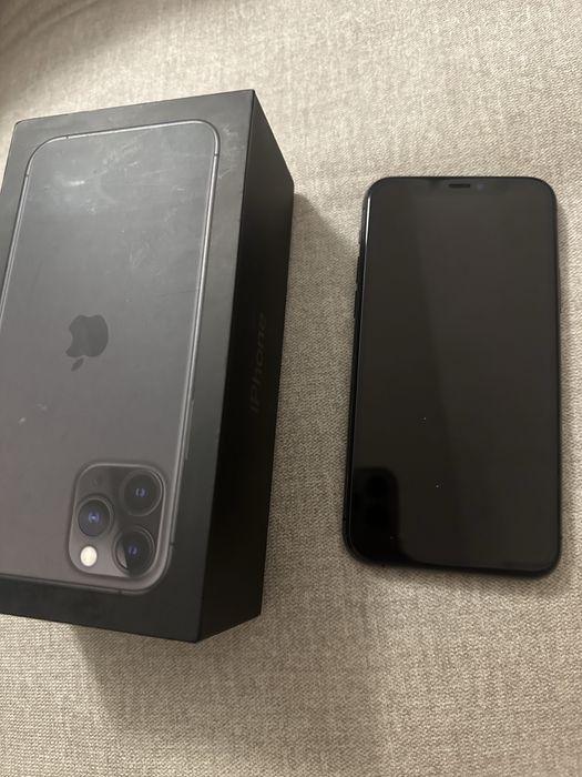 Iphone 11 pro 64 GB culoarea negru