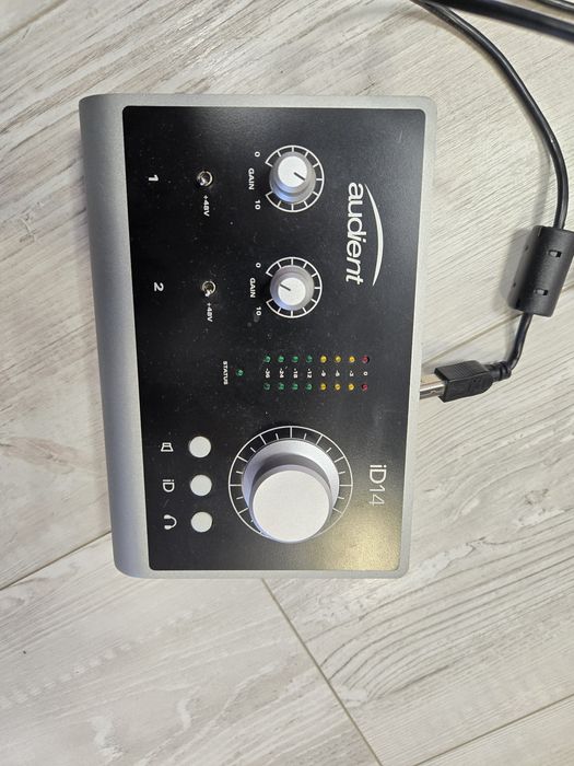 Аудио интерфейс, Audient iD14