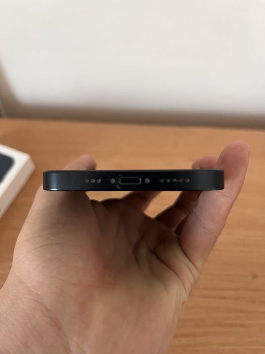 iPhone 13 128GB в отличном состоянии